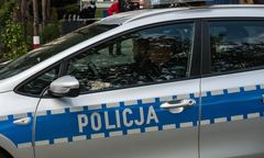 Oława. Wtargnął do mieszkania znajomych i nie chciał go opuścić. 29-latek okazał się stalkerem