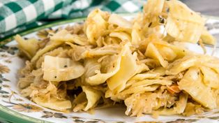 Babcie często robiły je w piątki. Tanie, szybkie i naprawdę smaczne
