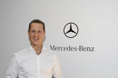Schumacher oficjalnie kierowcą Mercedesa!