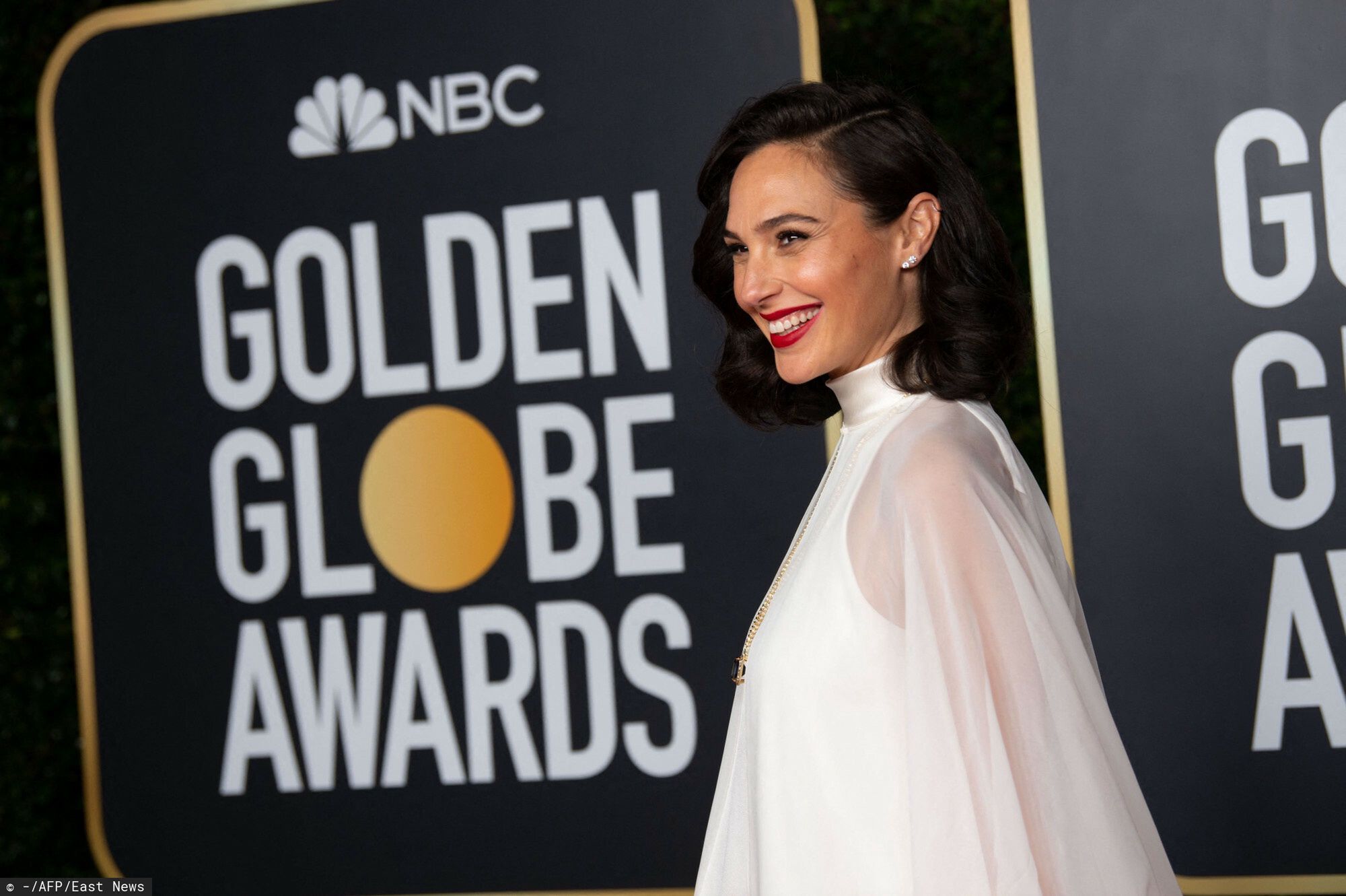 Gal Gadot na gali Złotych Globów 2021