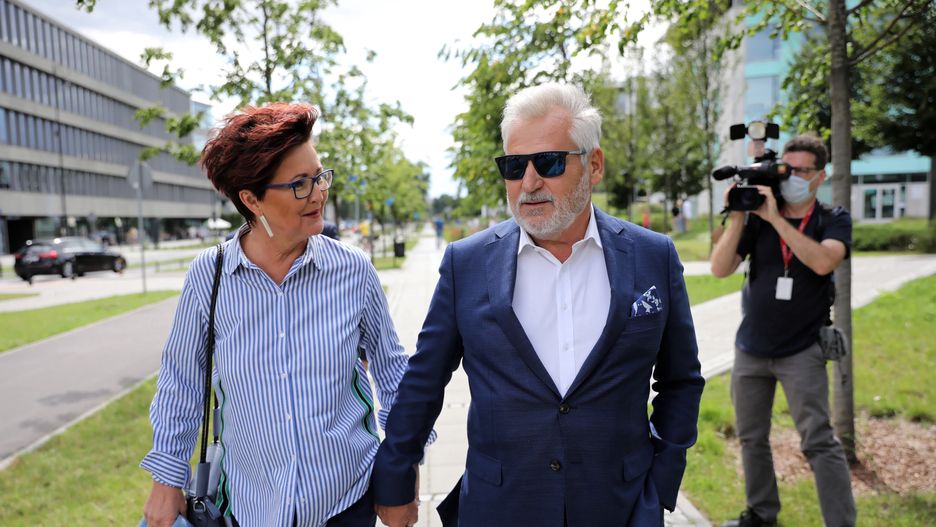 Aleksander Kwaśniewski zakażony COVID-19. B. prezydent o stanie zdrowia