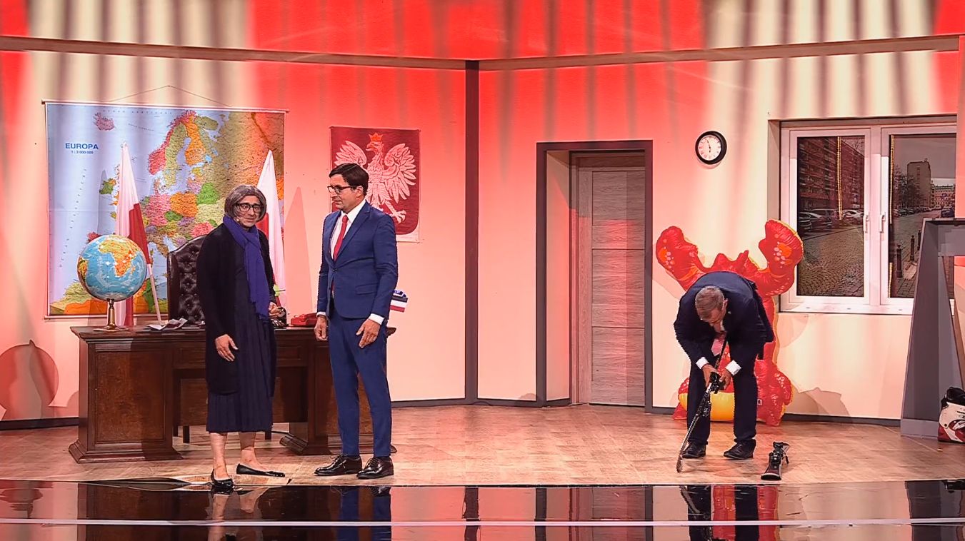 Skecz o konflikcie władzy z Agnieszką Holland