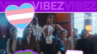 Poznajcie Trans Voices - pierwszy w Wielkiej Brytanii profesjonalny chór dla osób transpłciowych i niebinarnych