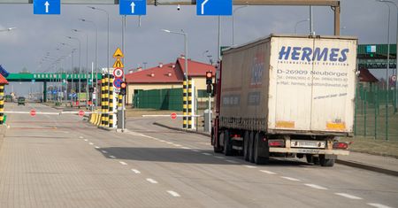 Polskie firmy handlują z Rosją. "Zmieniły kanał dotarcia"