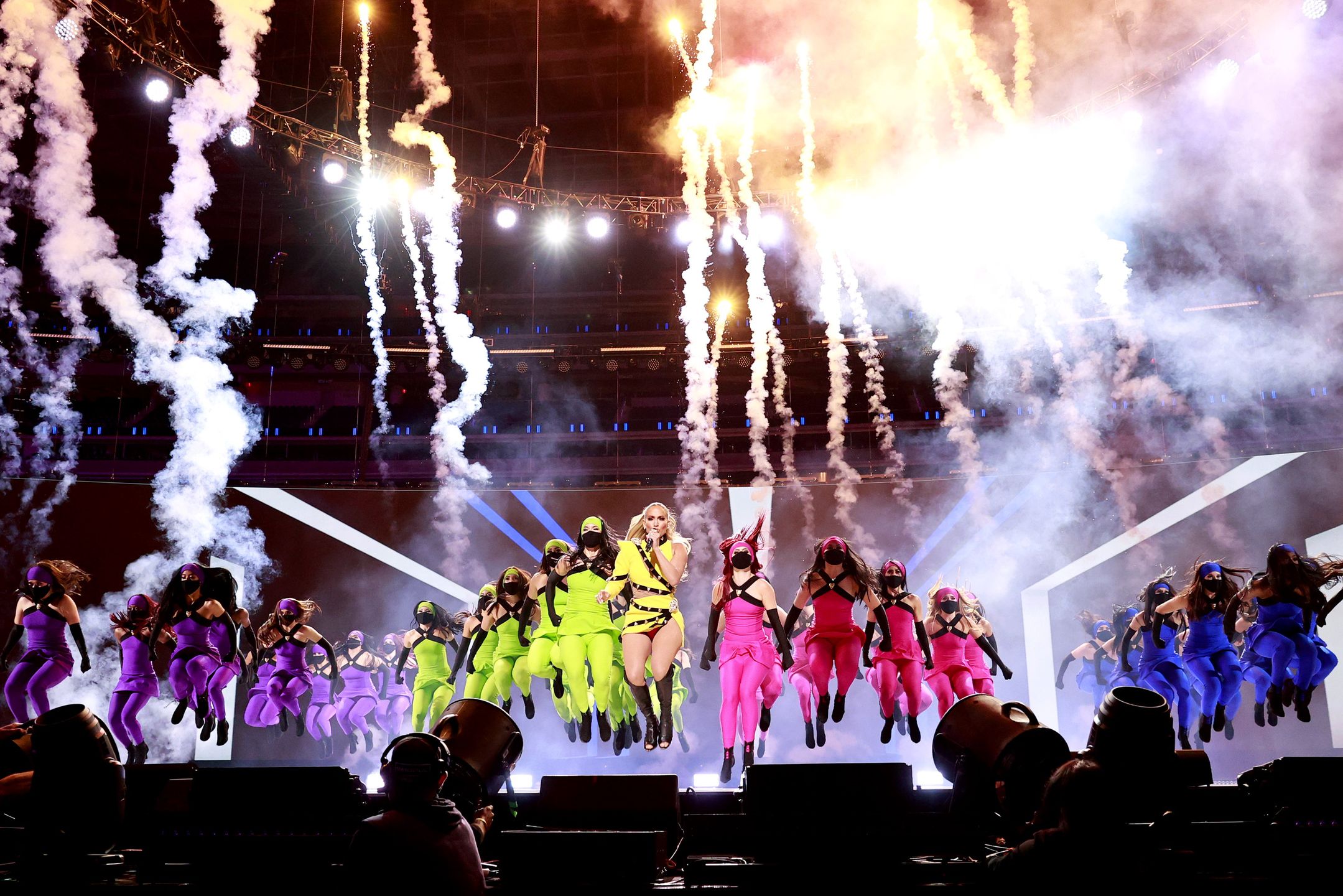 Jennifer Lopez na koncercie Vax Live