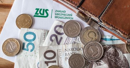 Chcesz mieć 4 tys. zł emerytury? Oto ile musisz zarabiać