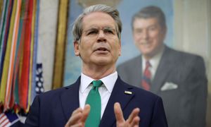 Sekretarz skarbu zapowiada "gigantyczne zwroty" podatku. Oto ile mają dostać Amerykanie