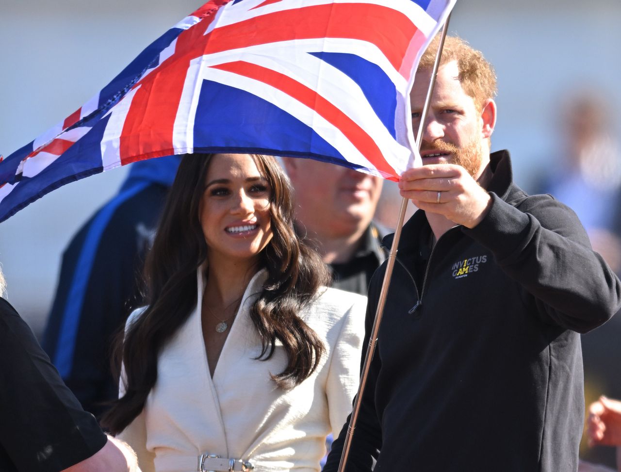 Meghan i Harry wracają. Czy William przywita ich z otwartymi ramionami?