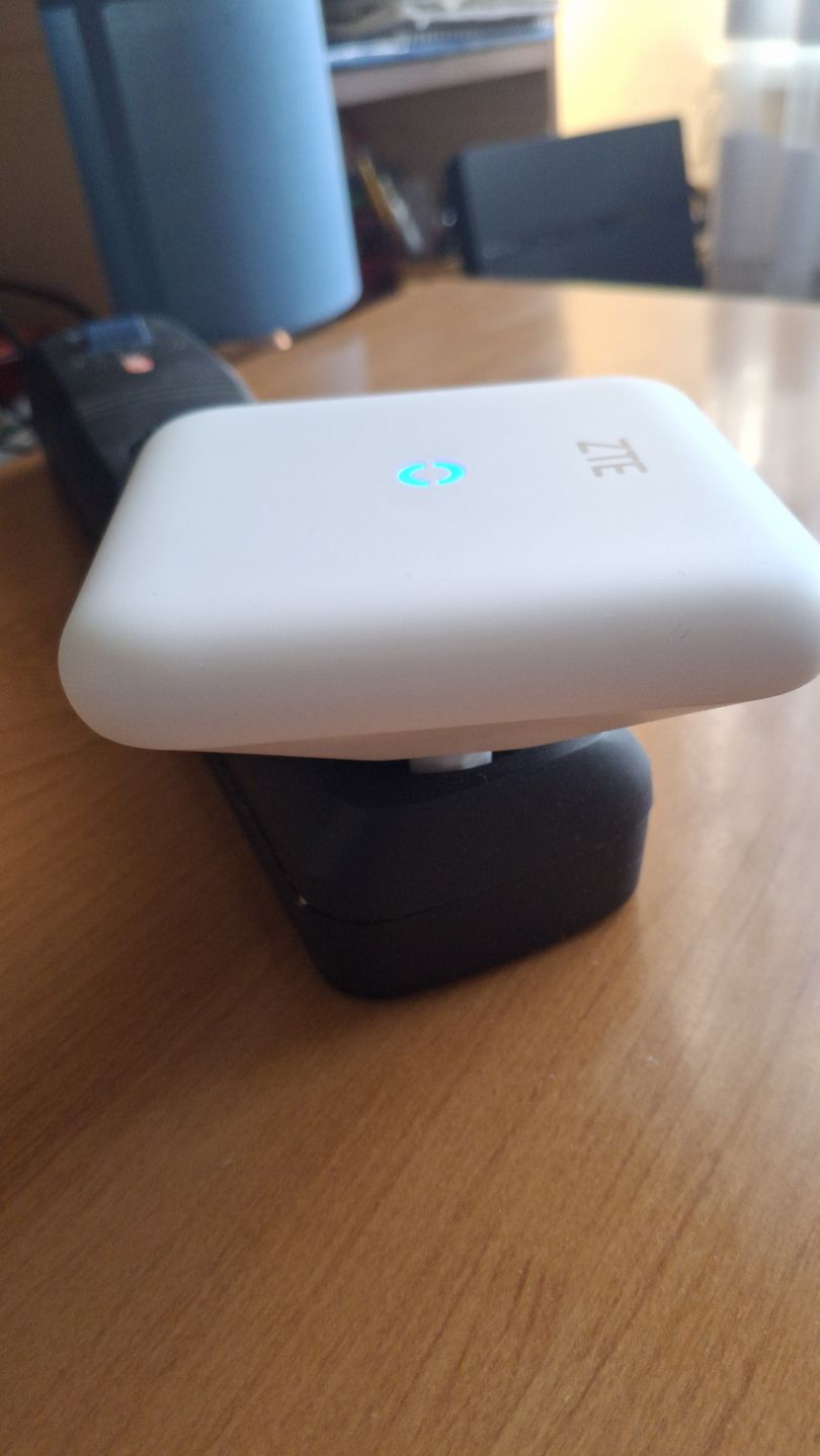 Router ZTE MF17B