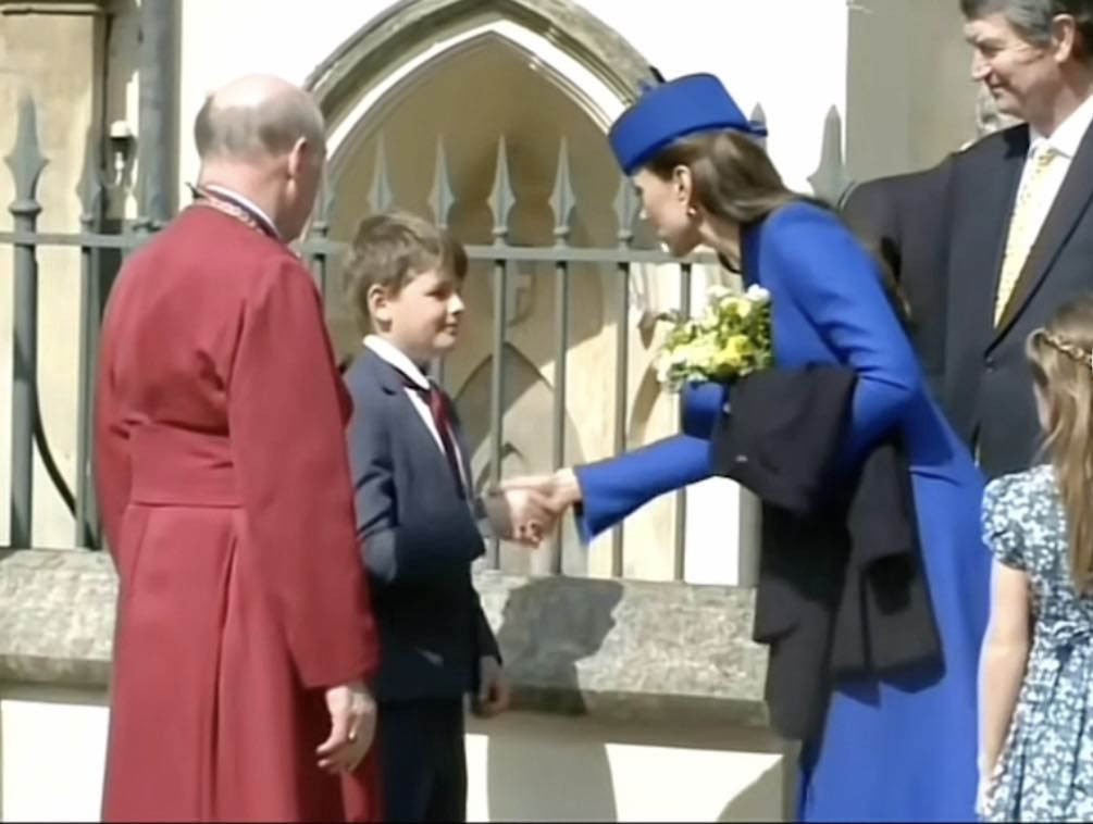Kate Middleton z rodziną po mszy wielkanocnej
