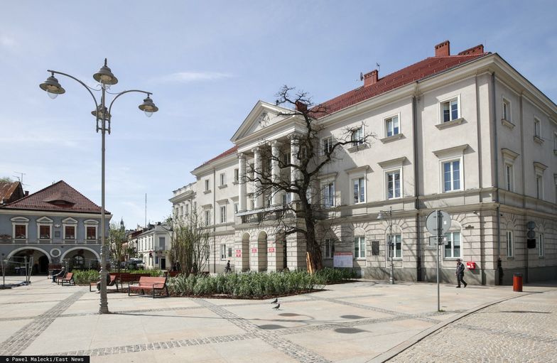 Około sto osób zagrożonych zwolnieniami. Związkowcy protestują