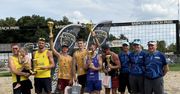 Stargard: Zacięta walka podczas siatkówki plażowej – Obst i Bąkowski zwyciężają nad Miedwiem!