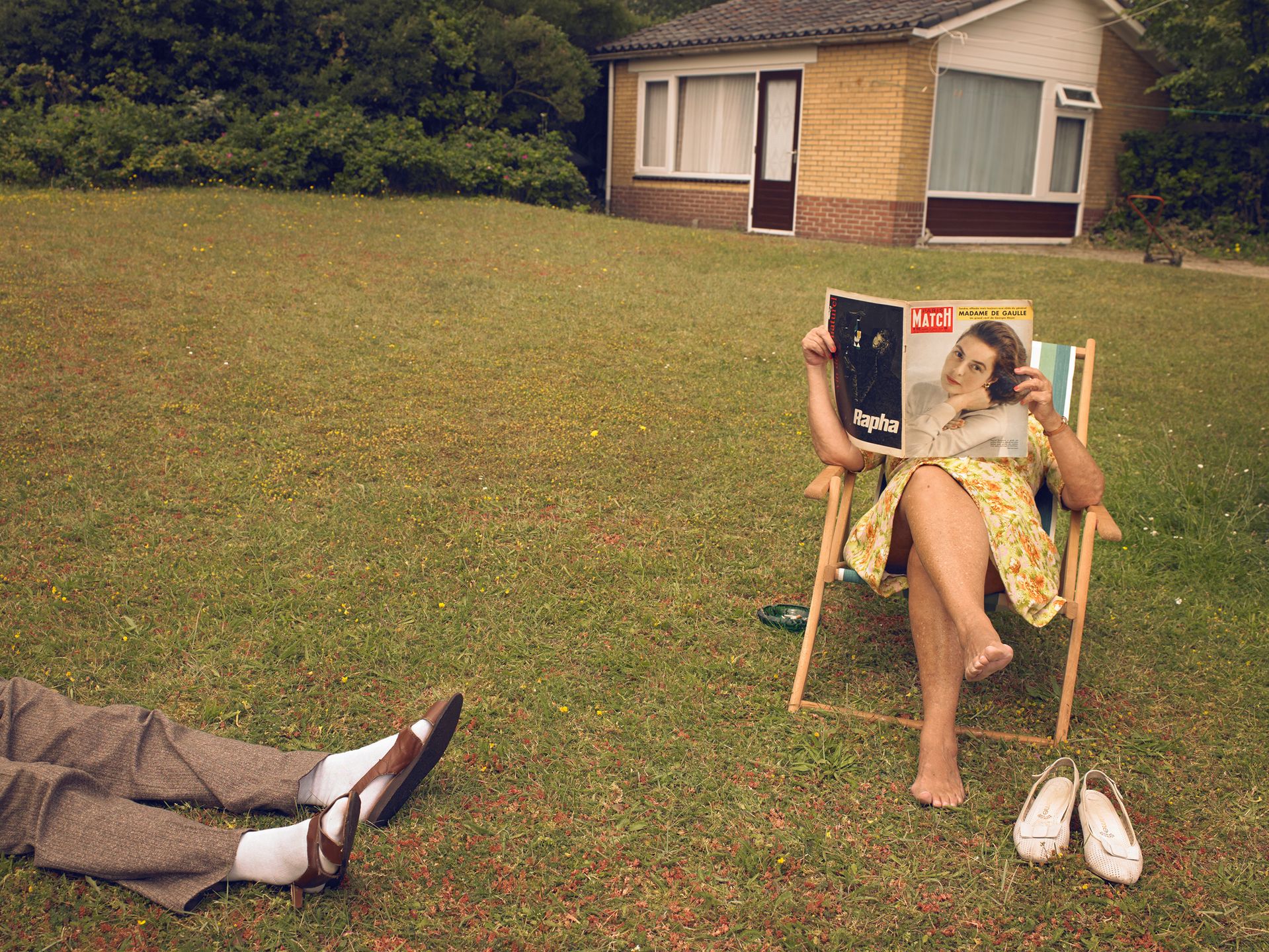 Holenderska fotografka snuje wyobrażenia o idealnym małżeństwie w nietuzinkowym projekcie 11