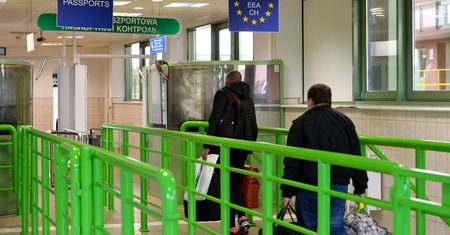Celnicy ujawnili przemyt włosów. To już kolejny taki przypadek na granicy z Ukrainą