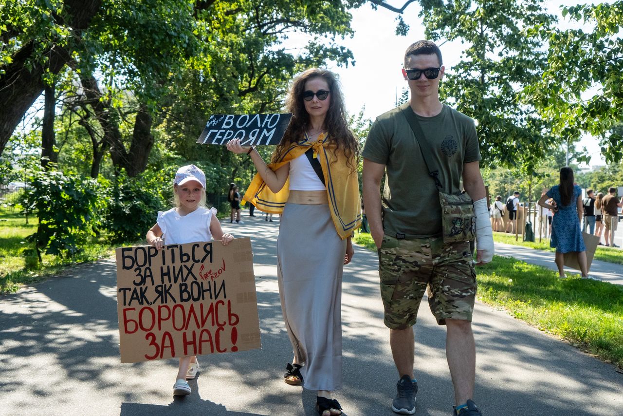 They returned to Ukraine from Poland. This symbol says it all.