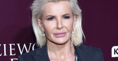 Joanna Racewicz opublikowała zdjęcie. Wygląda na nim jak 70-latka