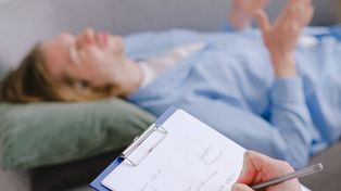 Zdrowie psychiczne Polaków – coraz więcej zwolnień lekarskich