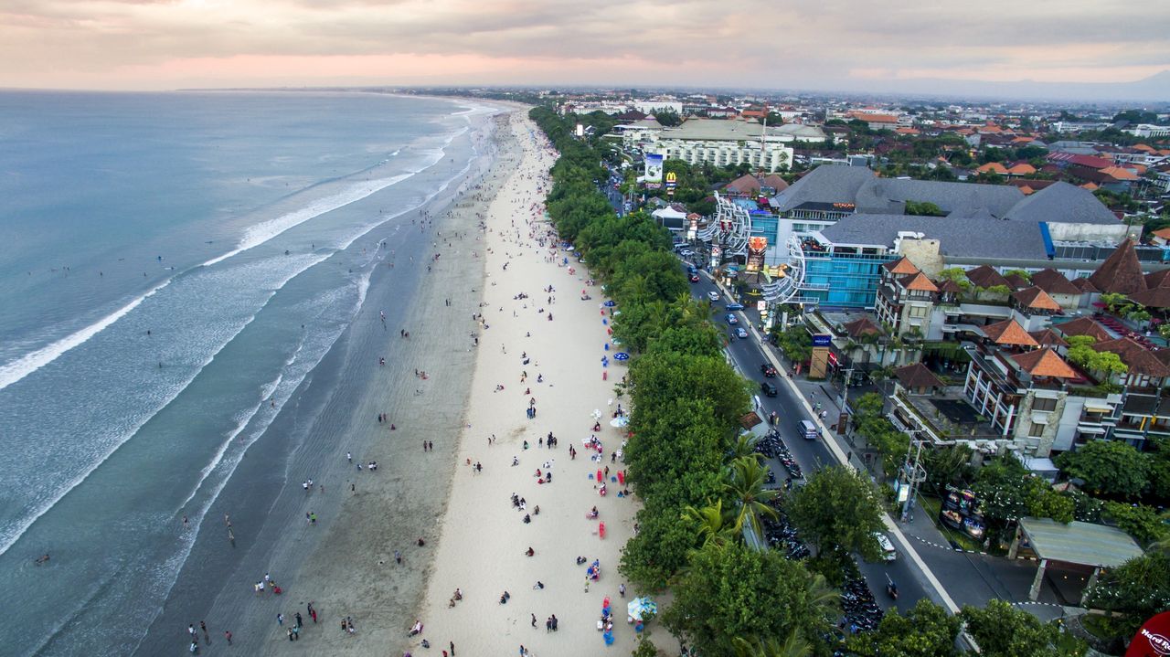 Bali. Na popularnej plaży znaleziono ludzką stopę