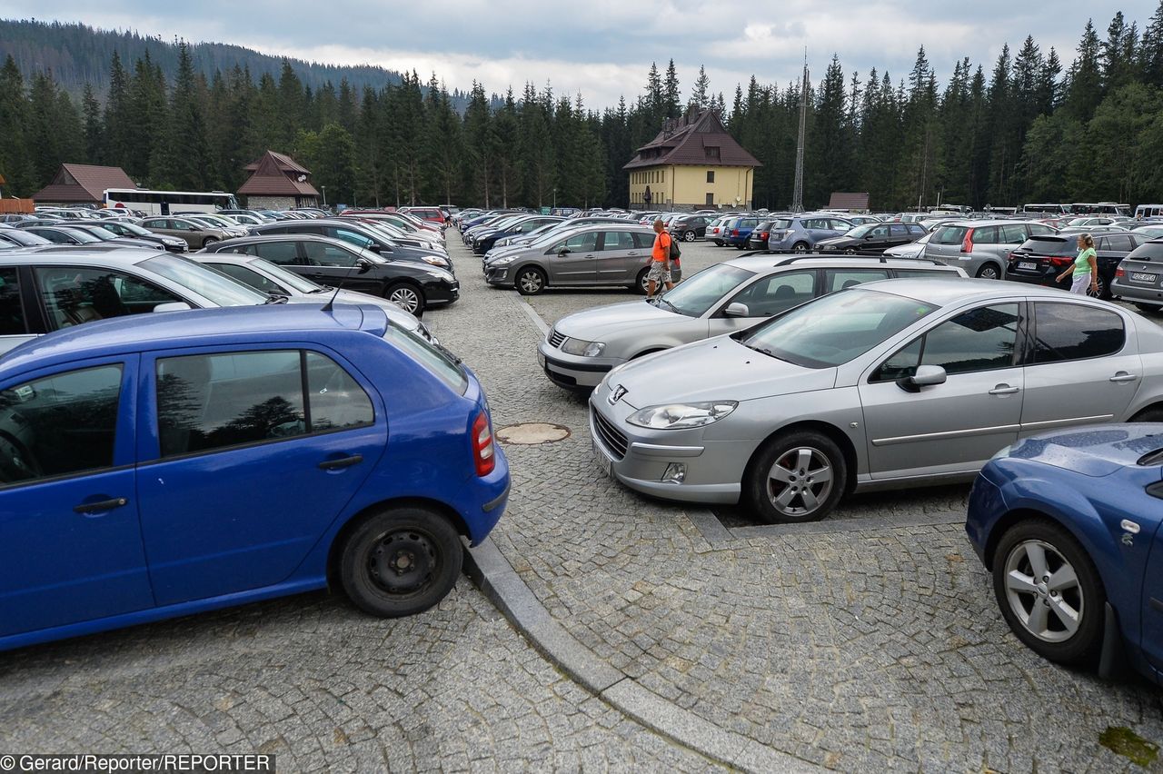 Zakopane stoi w korkach. Zamknięta droga na Morskie Oko