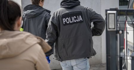 Łapówka za decyzję budowlaną. Zatrzymani na gorącym uczynku w Pucku