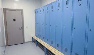 Miał podglądać uczennice i jedną zgwałcić. Akt oskarżenia wobec wuefisty