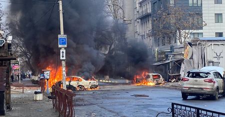 Uderzyli w Chersoń. Zdecydowana reakcja Zełenskiego