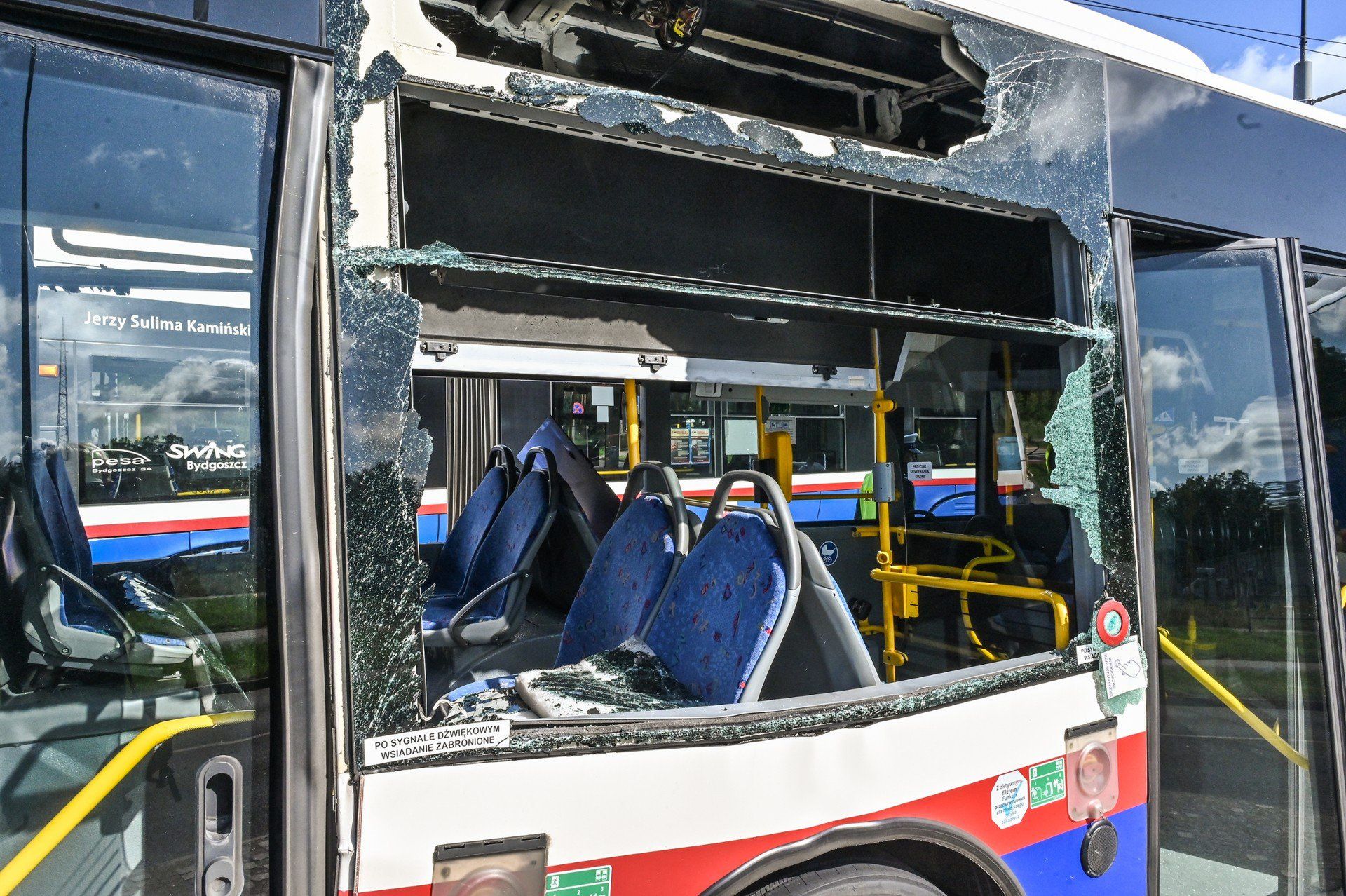 W obu pojazdach znajdowało się łącznie 45 pasażerów - tramwajem podróżowało 30 osób, z kolei autobusem 15. Pierwsze informacje mówiły, że w wyniku wypadku rannych zostało siedem osób.