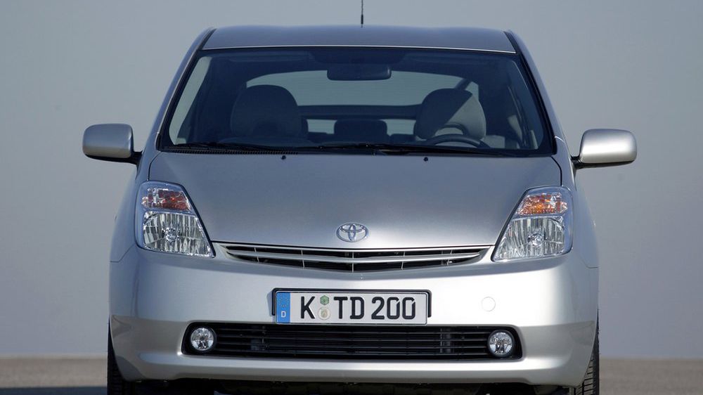 Jeśli uważasz, że przyszedł czas na zakup hybrydy, ale nie stać cię na nową, to druga generacja Priusa może być strzałem w dziesiątkę.