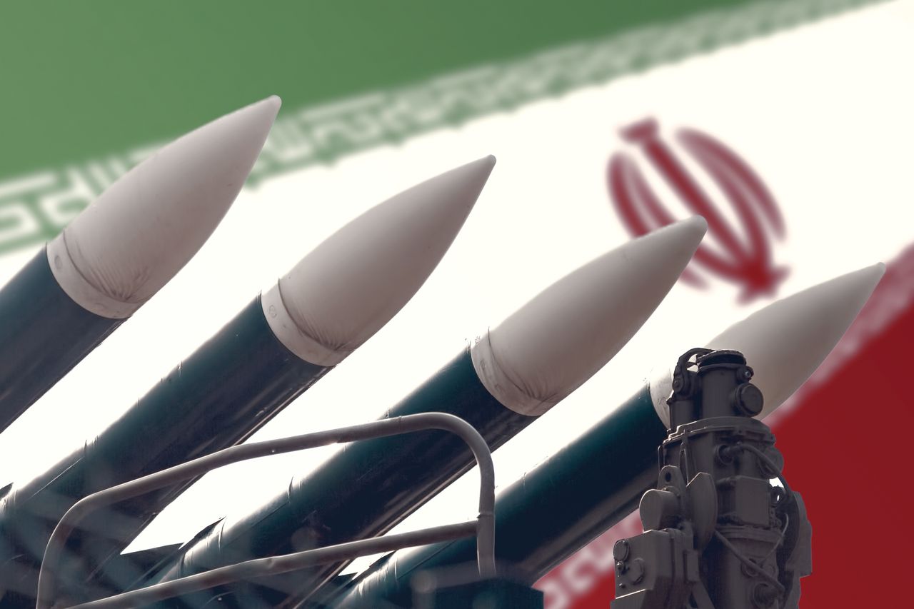 Irańskie pociski - zdjęcie ilustracyjne