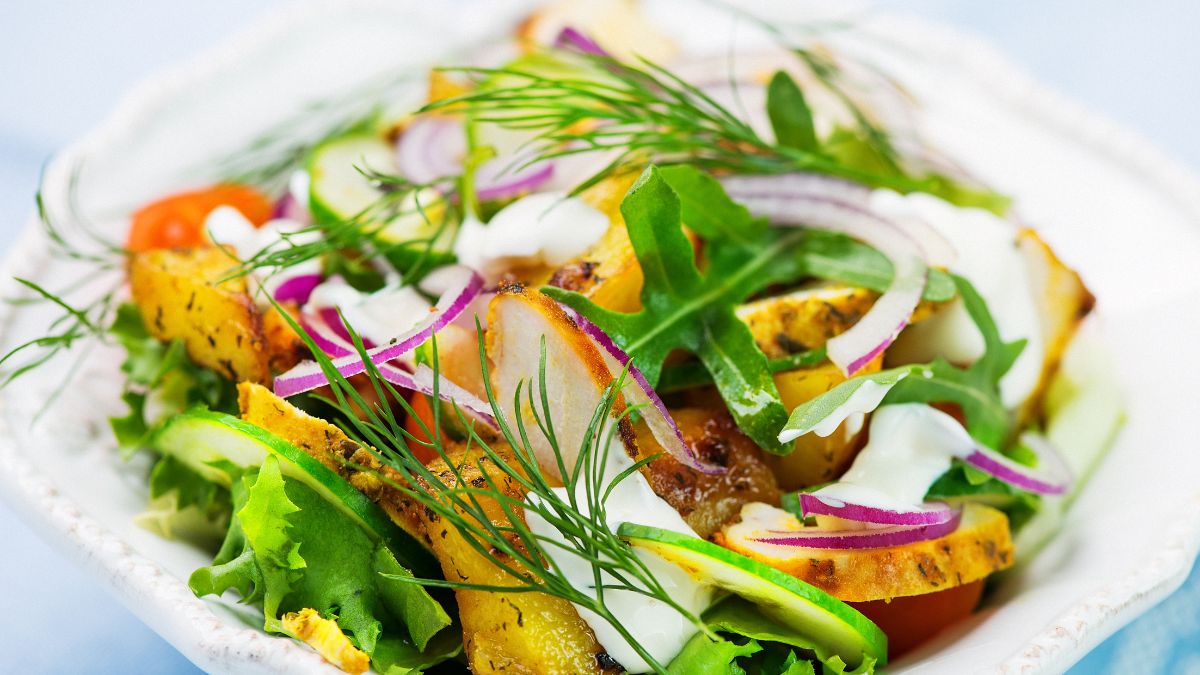 Sałatka z ziemniakami -  Pyszności