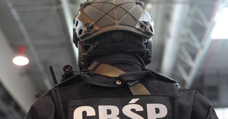 Słupsk. Żołnierz wojsk specjalnych nie żyje. 8 osób zatrzymanych