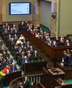 Ten sondaż zupełnie zmienia sytuację. PiS nie jest na czele