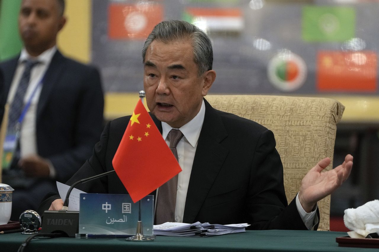 China issues stern caution to U.S. over Taiwan tensions