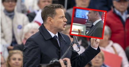 Zobaczyli to widzowie TVP. Pokazali, jak Trzaskowski kupuje hot-doga