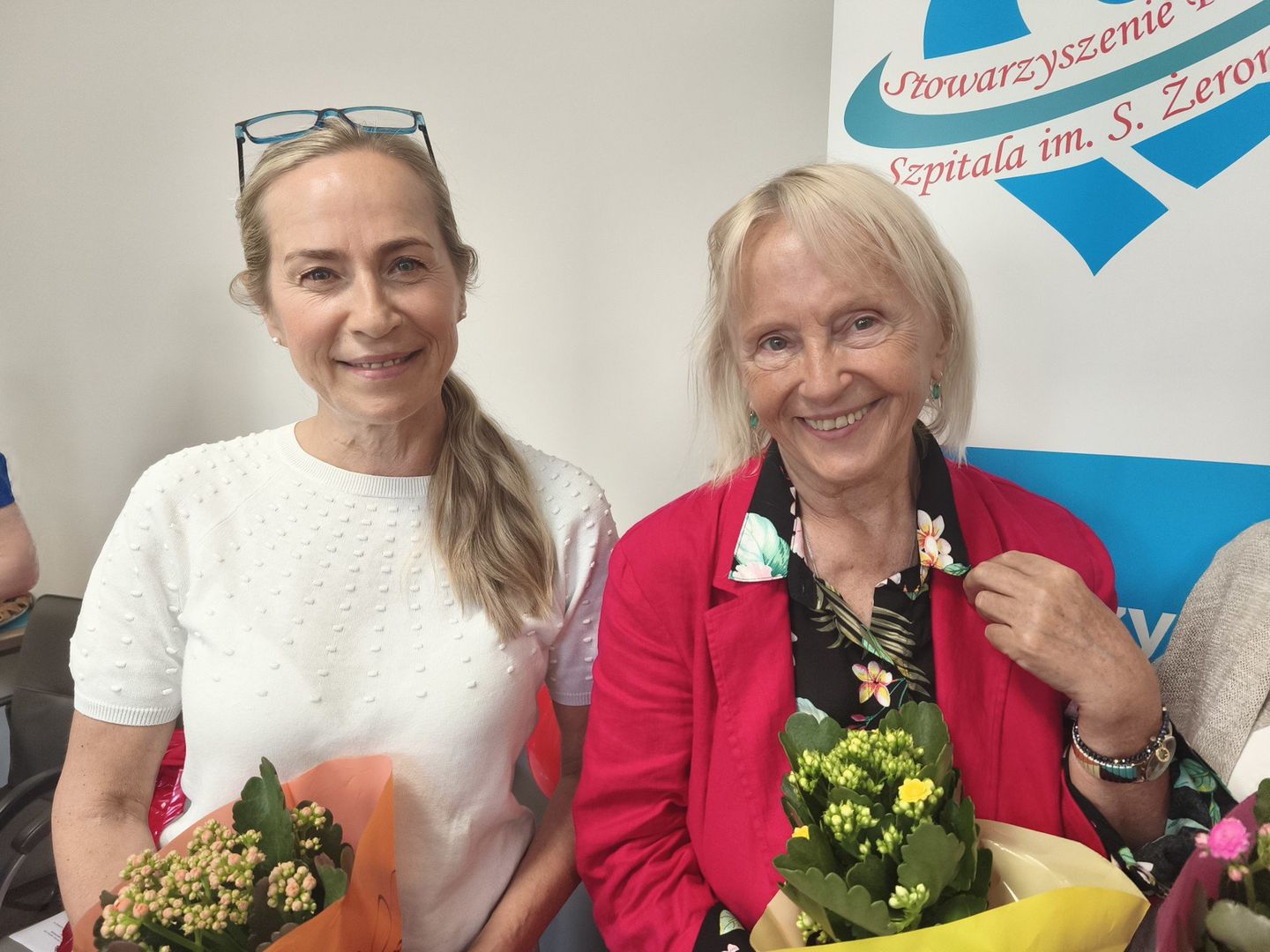 Od lewej: Alina Kamińska, aktorka krakowskiego Teatru Bagatela oraz Dorota Pomykała, aktorka znana ze sceny Narodowego Starego Teatru im. Heleny Modrzejewskiej w Krakowie.