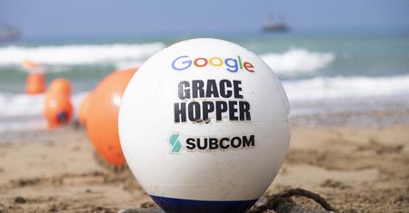 To dopiero gigantyczny kabel. Google połączył nim Stany Zjednoczone z Europą