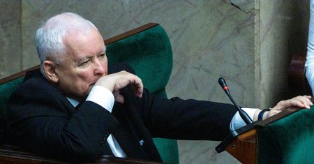Prawie 60 proc. przeciwko. Jasny sygnał dla Kaczyńskiego od Polaków
