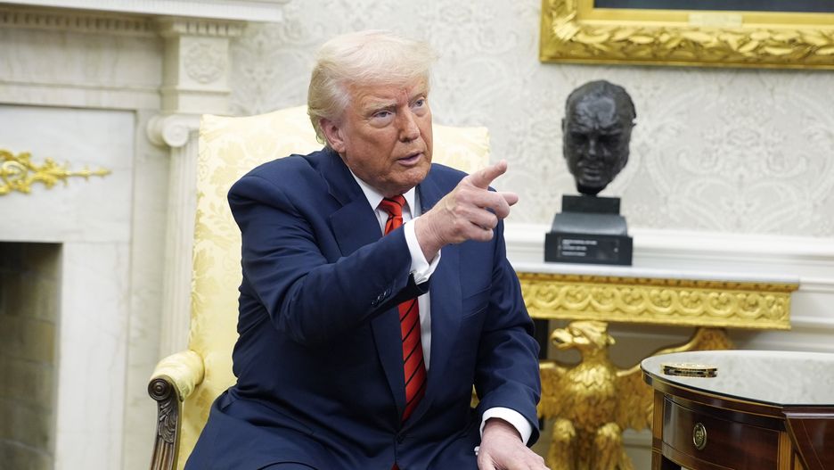 US President Donald Trump meets NATO Secretary General Mark Rutte in Washington
epa11961715 US President Donald Trump gestures during his meeting with NATO Secretary General Mark Rutte in the Oval Office of the White House in Washington, DC, USA, 13 March 2025.  EPA/YURI GRIPAS / POOL 
Dostawca: PAP/EPA.
YURI GRIPAS / POOL
nato, usa, meeting, defense