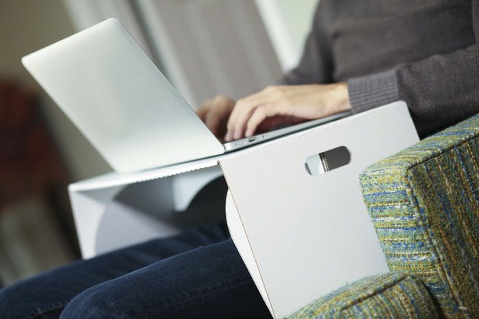 Tanie, lekkie, wygodne. Lapdeck: tekturowa podstawka pod laptopa 4