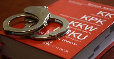 "Stalker z portalu społecznościowego" – 36-latek aresztowany na 3 miesiące za uporczywe nękanie prawniczki