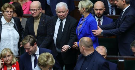 Zbuntował się przeciwko Kaczyńskiemu. Może wypaść z Sejmu