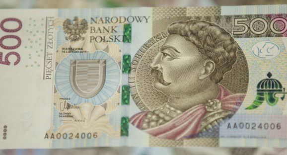 NBP banknoty o nominale 500 zł będzie można wypłacić w wybranych bankomatach