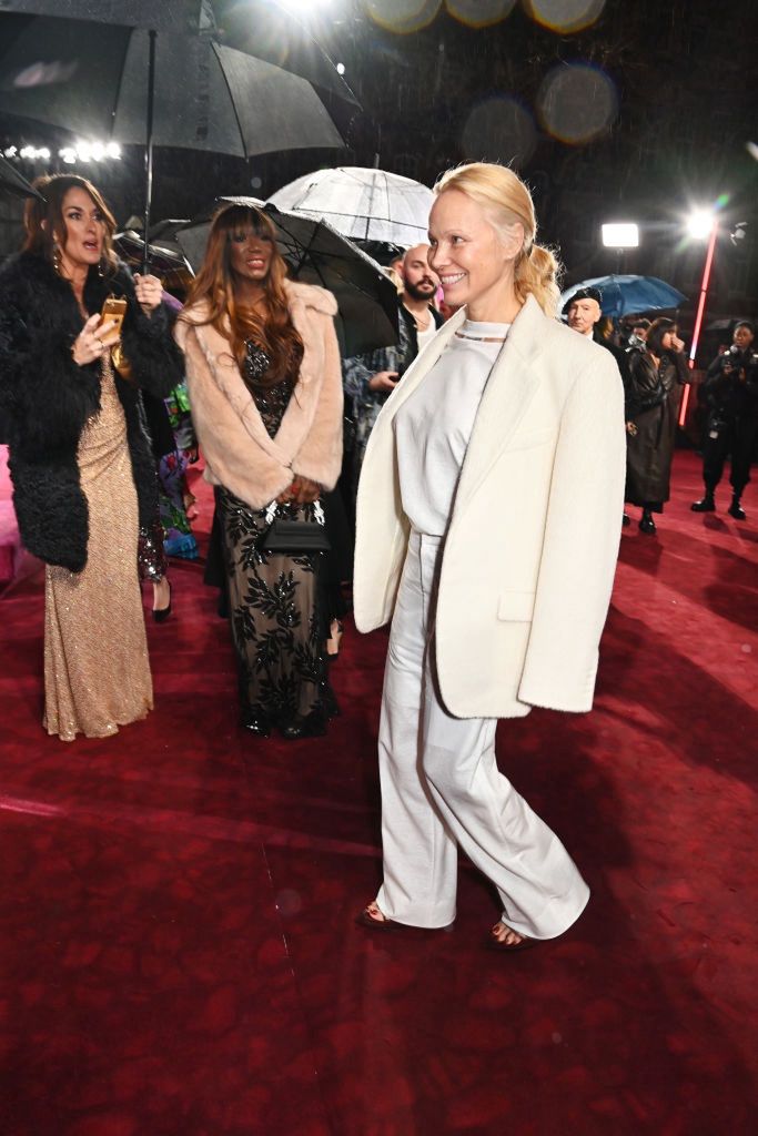Pamela Anderson na gali Fashion Awards 2023