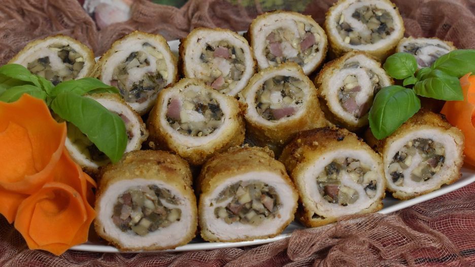 Roladki schabowe z pieczarkami. Tak pyszne, że trudno się oprzeć