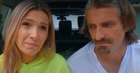 Joanna Koroniewska miała lecieć na urlop. Wraz z rodziną została wyprowadzona z lotniska