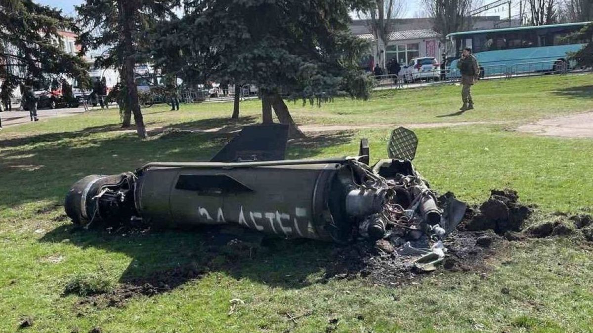 Na pocisku wymalowano interesujący napis 