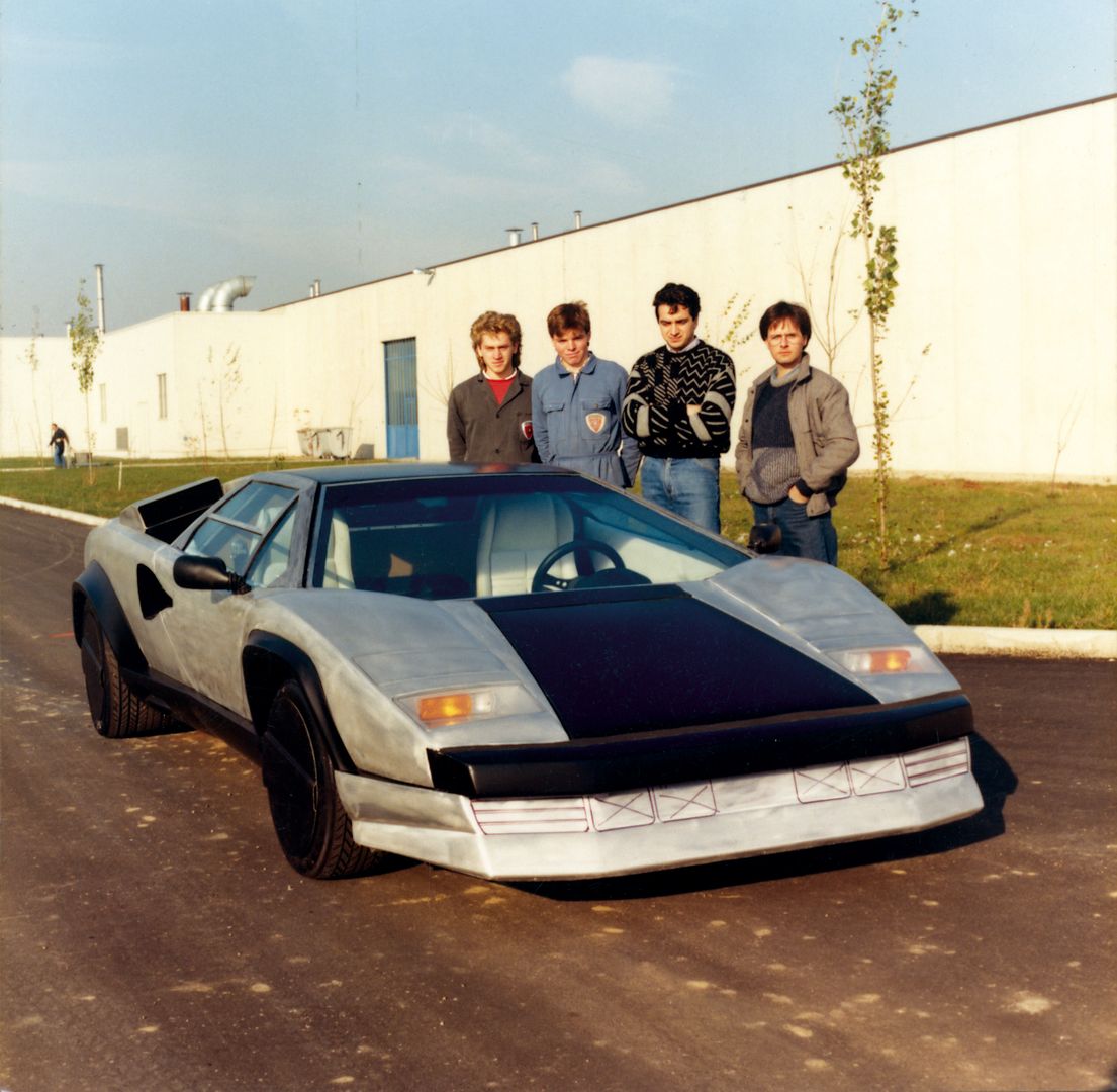 Horacio Pagani podczas prac nad swoim autorskim Lamborghini: prototypem Countacha Evoluzione