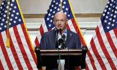 Pentagon zdegraduje byłego astronautę NASA. "Podżeganie do buntu"