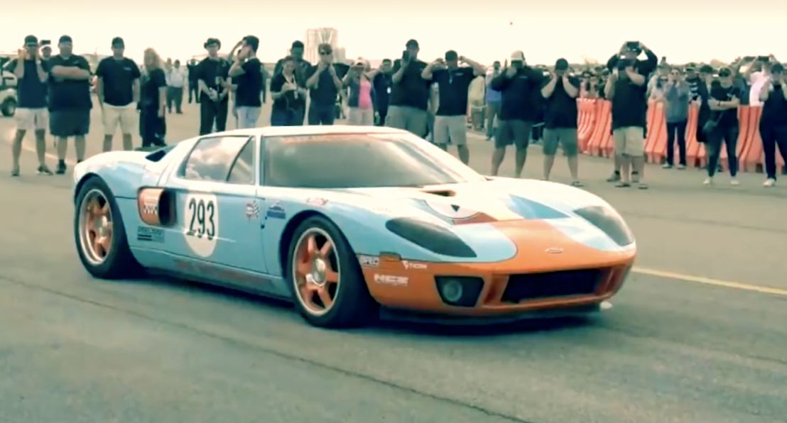 Ten 13-letni Ford GT potrzebował tylko milę, by osiągnąć 483 km/h