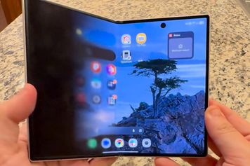 Apple pokazało iPhone'a Duo. Samsung może mieć jego najlepszy bajer